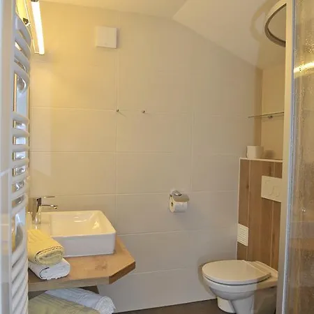 Апартаменти Edelweiss *