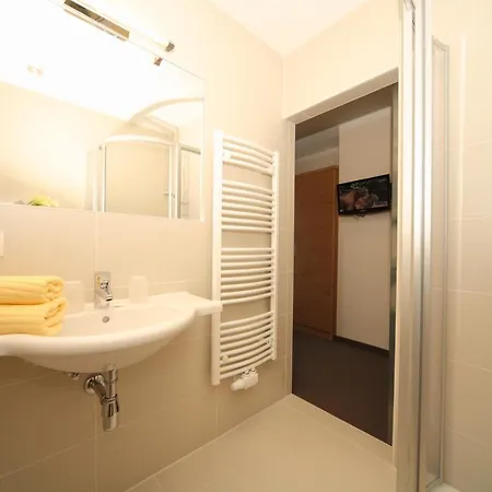 Edelweiss Apartment